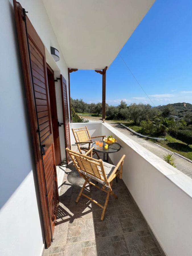 Jimmy'S Guest House Skiathos Екстер'єр фото