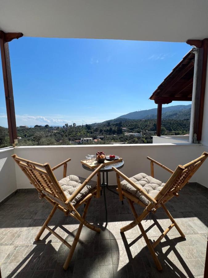 Jimmy'S Guest House Skiathos Екстер'єр фото